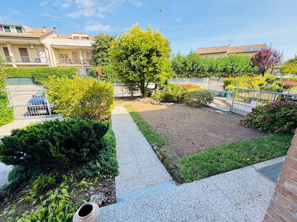 Villetta a schiera a Buttapietra in Via Po, 11 - Foto 4