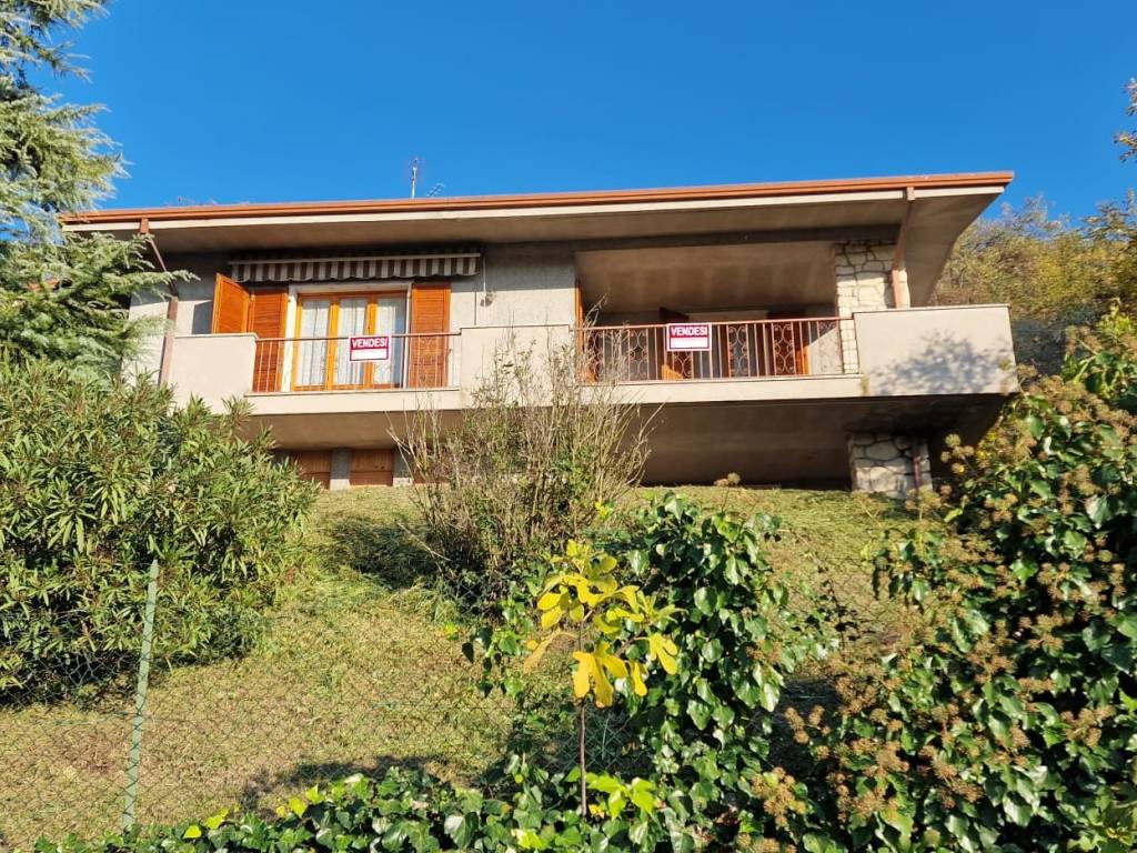 Villa a Torri del benaco in Via Oliveti - Foto 4