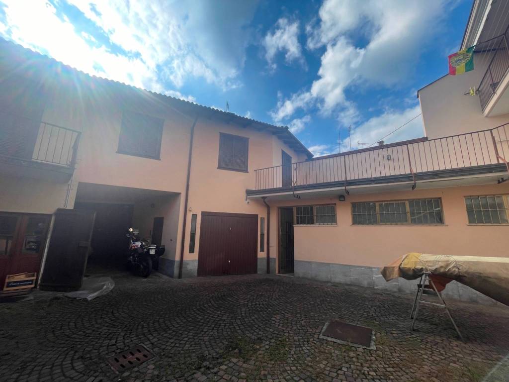 Casa indipendente a Boves in Piazza dell'Olmo, 19 - Foto 4