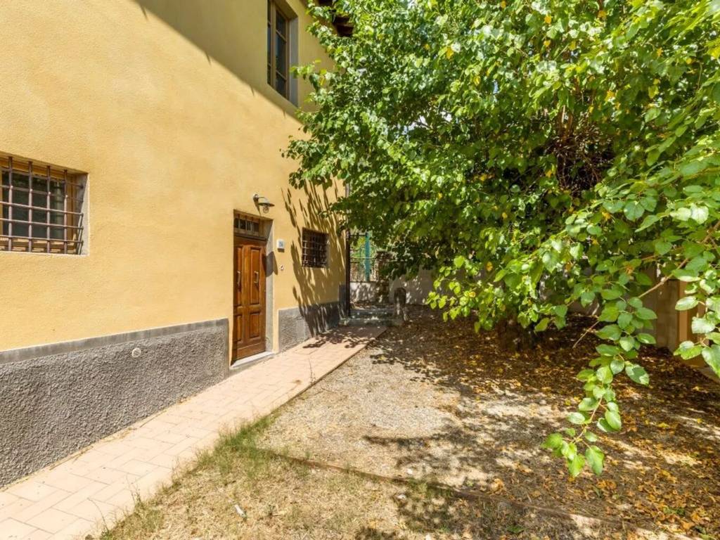 Appartamento a Castiglion fiorentino in Sr142 - Foto 3
