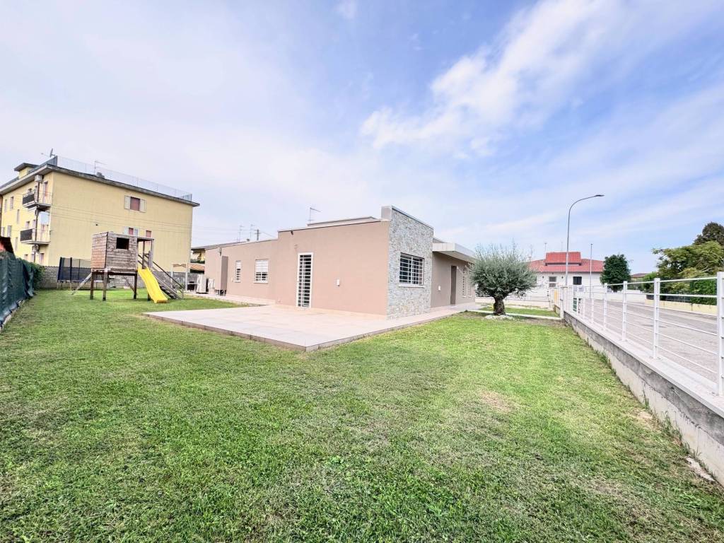 Villa a Cerea in Via 11 Febbraio, 23 - Foto 4