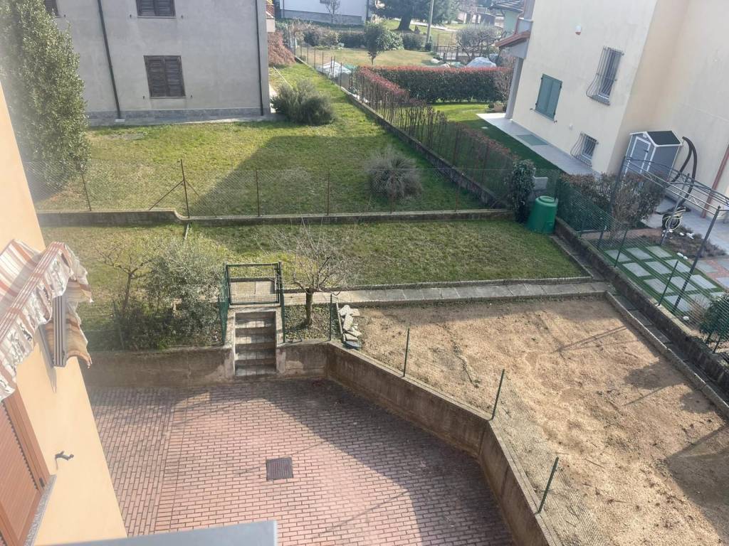 Villa a Binago in Via 1 Maggio, 16 - Foto 4