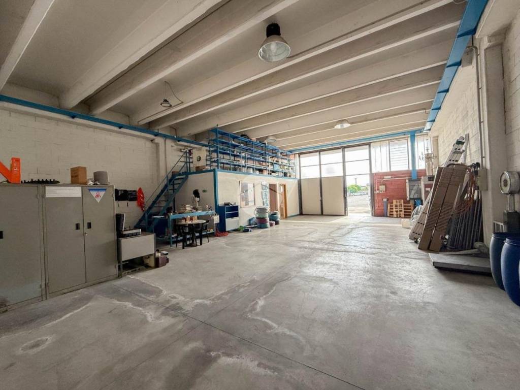 Immobile a Fontanella in Via dell'industria e dell'artigianato, 1 - Foto 4