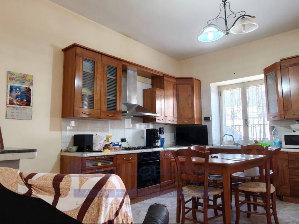 Villa a Maddaloni in Via Salvator Rosa - Foto 4