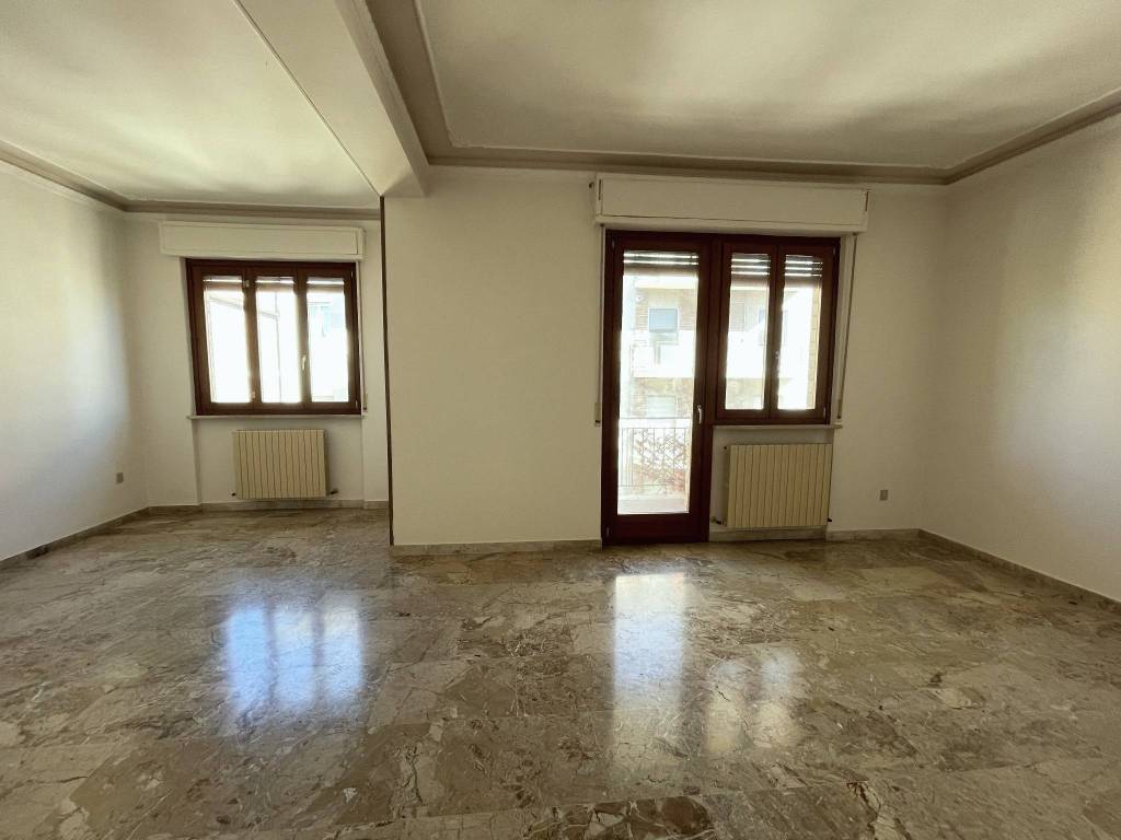 Appartamento a Macerata in Via Spalato, 76 - Foto 2