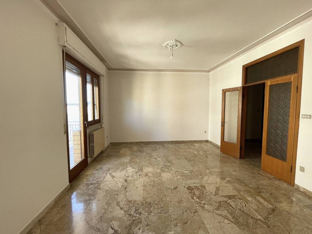 Appartamento a Macerata in Via Spalato, 76 - Foto 3