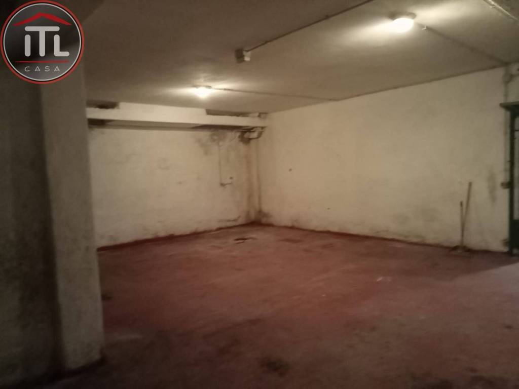 Box / garage a Ladispoli in Via Dei Delfini, 24 - Foto 4