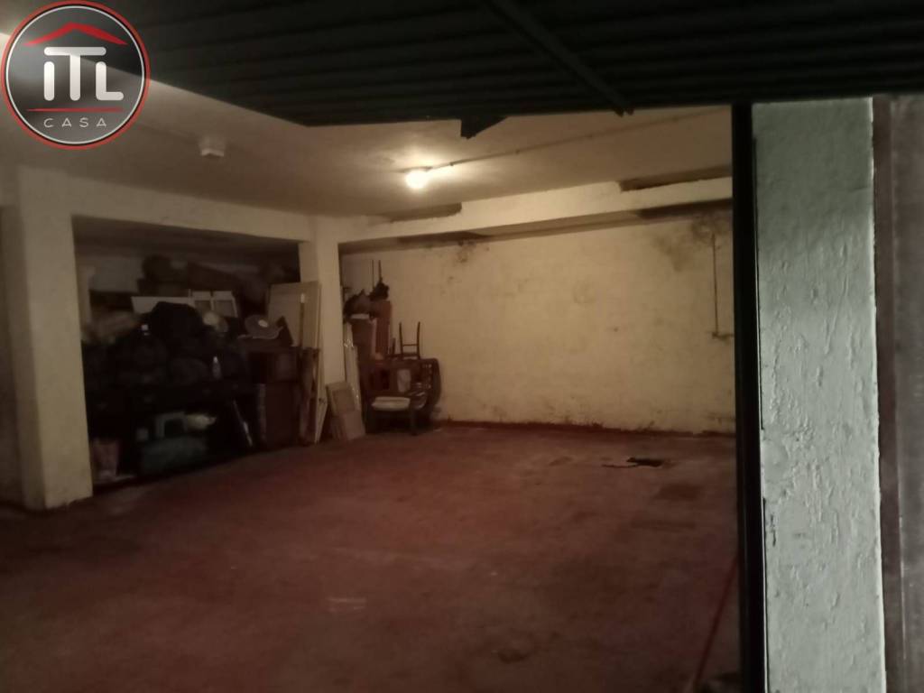 Box / garage a Ladispoli in Via Dei Delfini, 24 - Foto 5