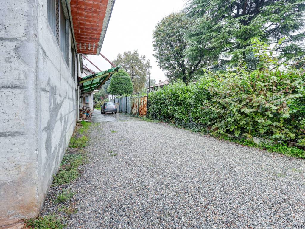 Immobile a Cardano al campo in Via Gabriele D'Annunzio, 14 - Foto 4