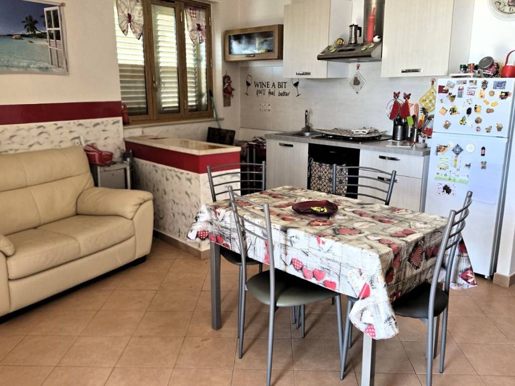 Appartamento a Letojanni in Via Contrada Silemi - Foto 4