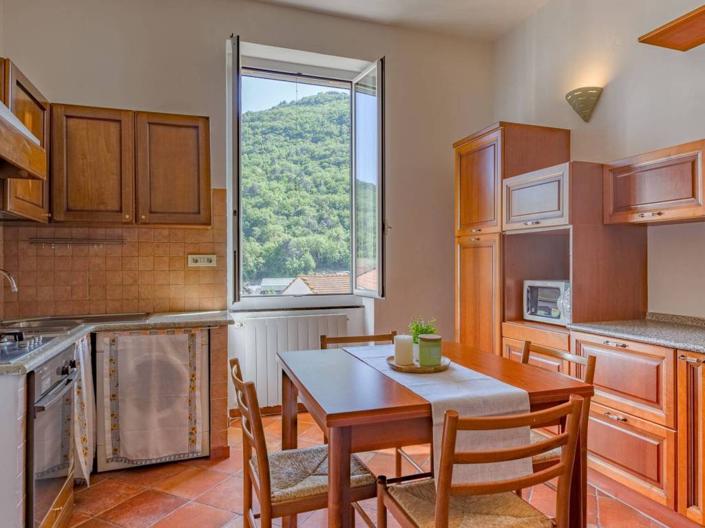 Appartamento a Albenga in Regione Prai - Foto 4