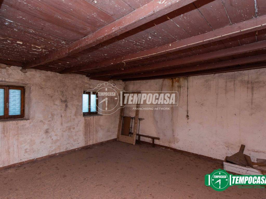 Casa indipendente a Momo in Via Carlo Boniperti, 39 - Foto 5