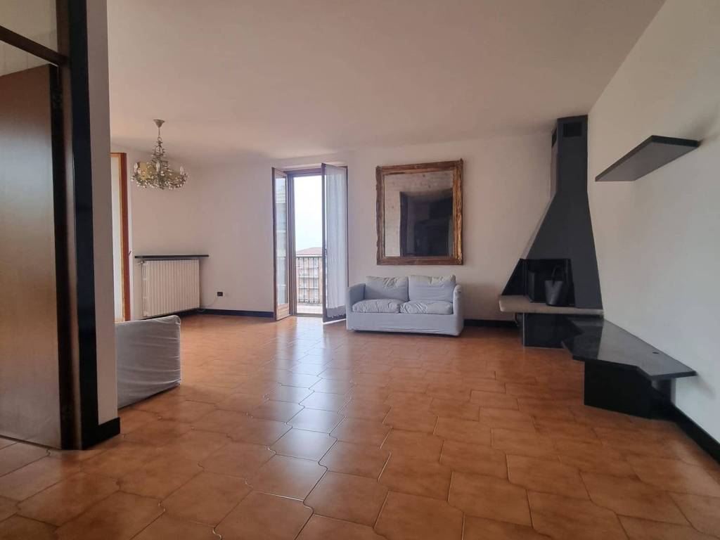 Appartamento a Lodi in Via Paolo Gorini, 44 - Foto 2
