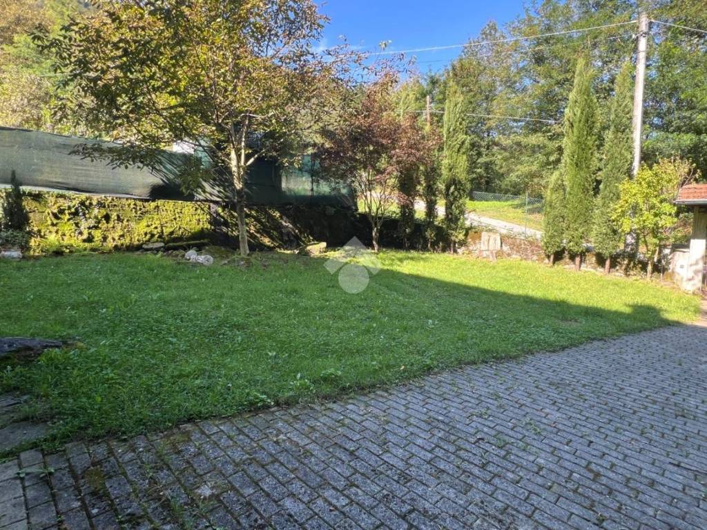 Casa indipendente a Piantedo in Via Cristoforo Colombo, 337 - Foto 3