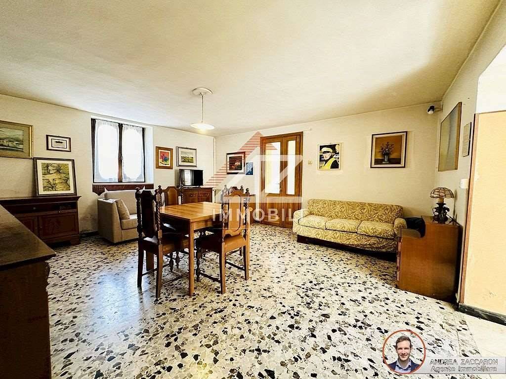Casa indipendente a Follina in piazza Guglielmo Marconi, 13 - Foto 2