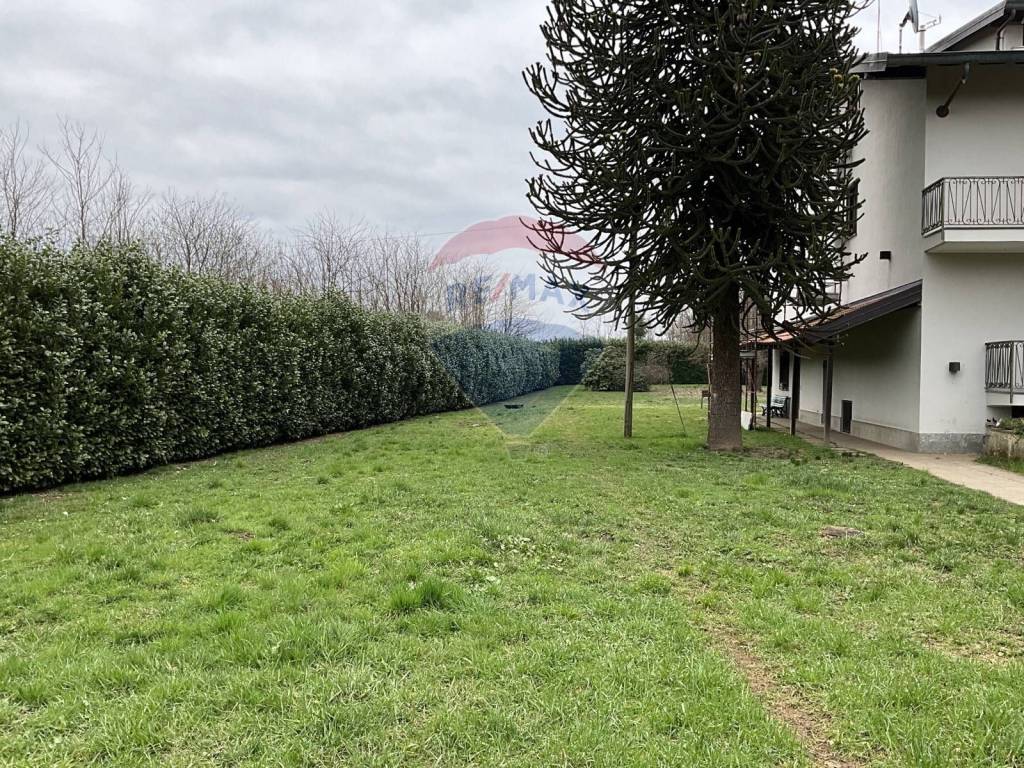 Villa a Invorio in Via Conciliazione, 31 - Foto 4