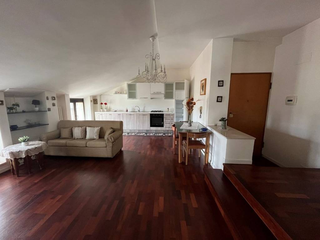 Appartamento a Potenza in Via Nicola Vaccaro, 120 - Foto 2