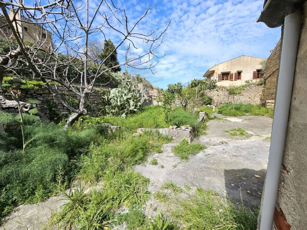 Villa a Collesano in Largo Dell'Aquila No Number - Foto 4