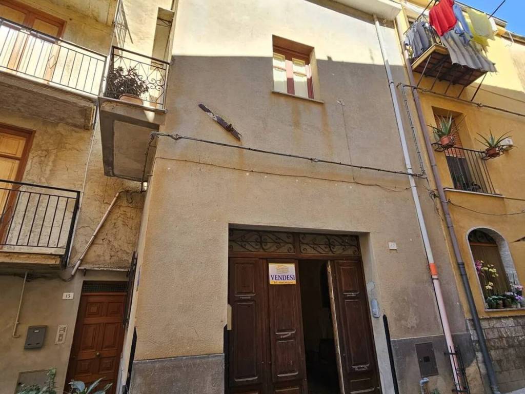 Villa a Collesano in Via Suor Ilarina De Rosa - Foto 2
