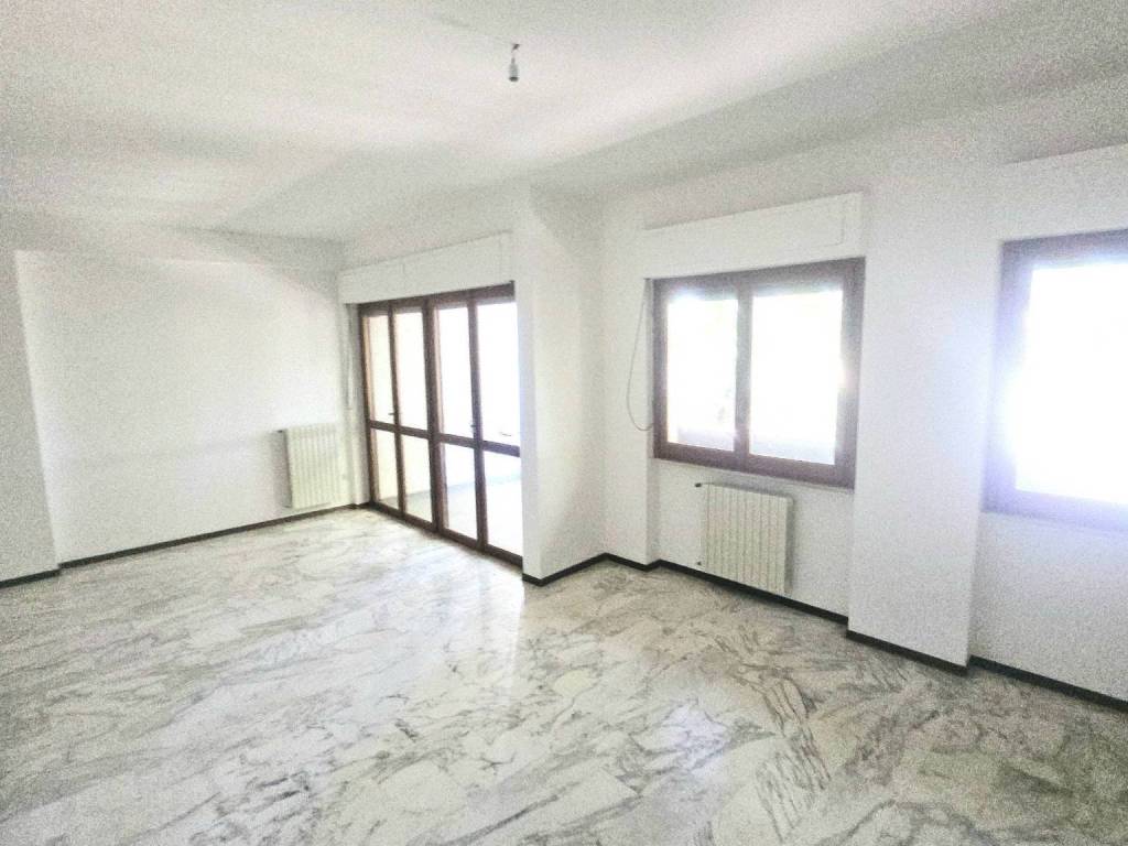 Appartamento a Teramo in VIALE CAVOUR - Foto 2