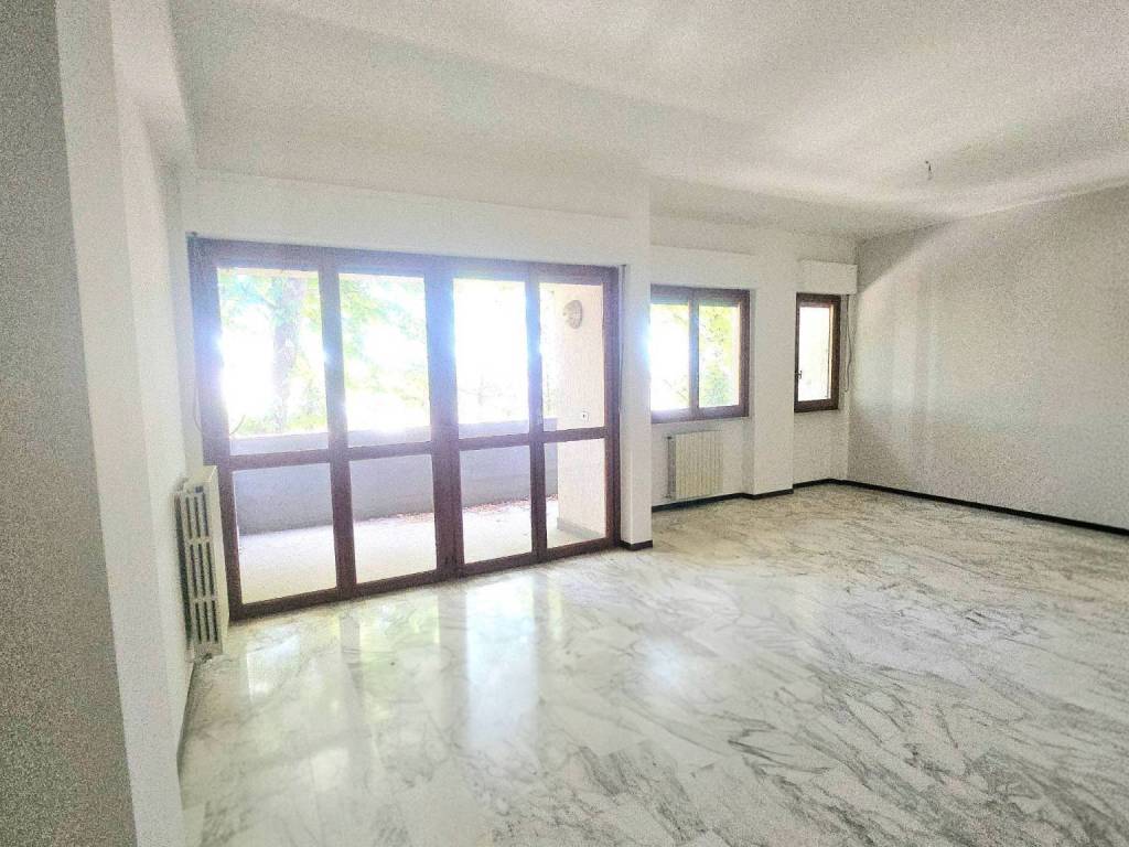 Appartamento a Teramo in VIALE CAVOUR - Foto 3