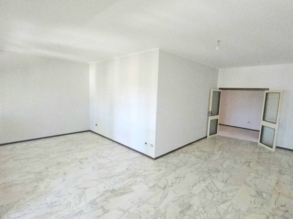 Appartamento a Teramo in VIALE CAVOUR - Foto 4