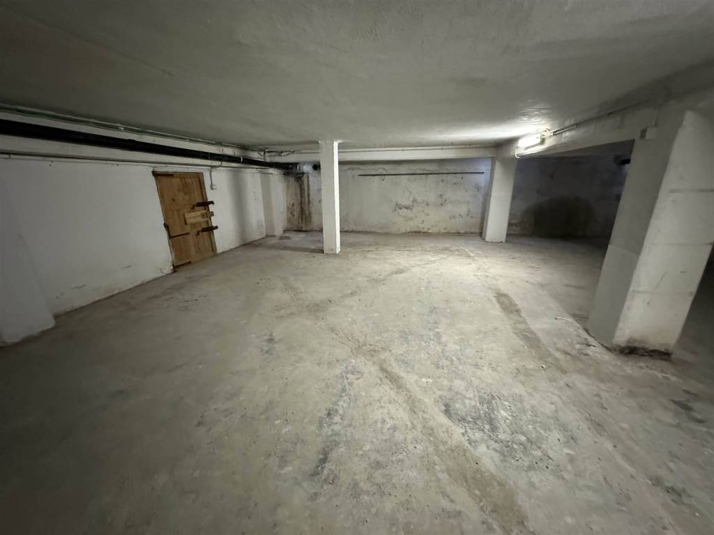 Box / garage a Noli in Piazza aldo moro - Foto 3