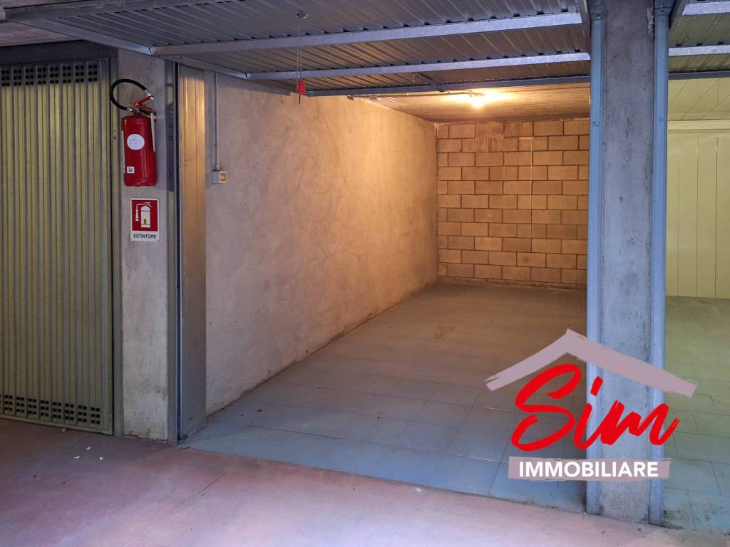 Box / garage a Novara in Via Guglielmo Marconi, 8 - Foto 5