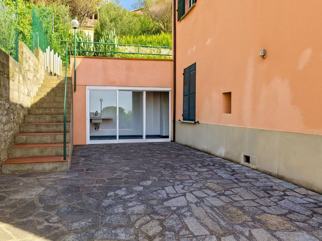 Villa a La spezia in Via Umberto Biancamano, 203 - Foto 5