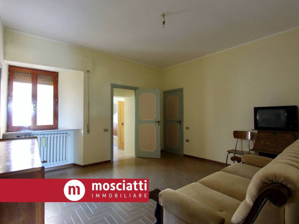 Casa indipendente a Pioraco in Via Perito, 15 - Foto 5
