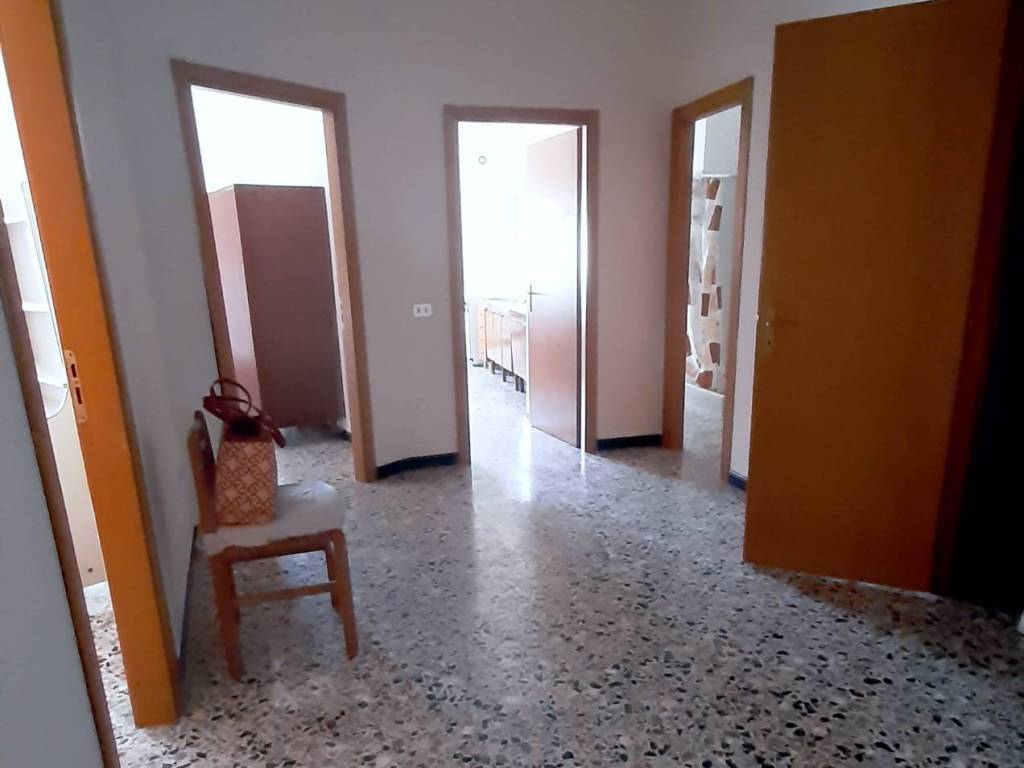 Palazzo / stabile a Oristano in Via Brancaleone Doria, 49 - Foto 5