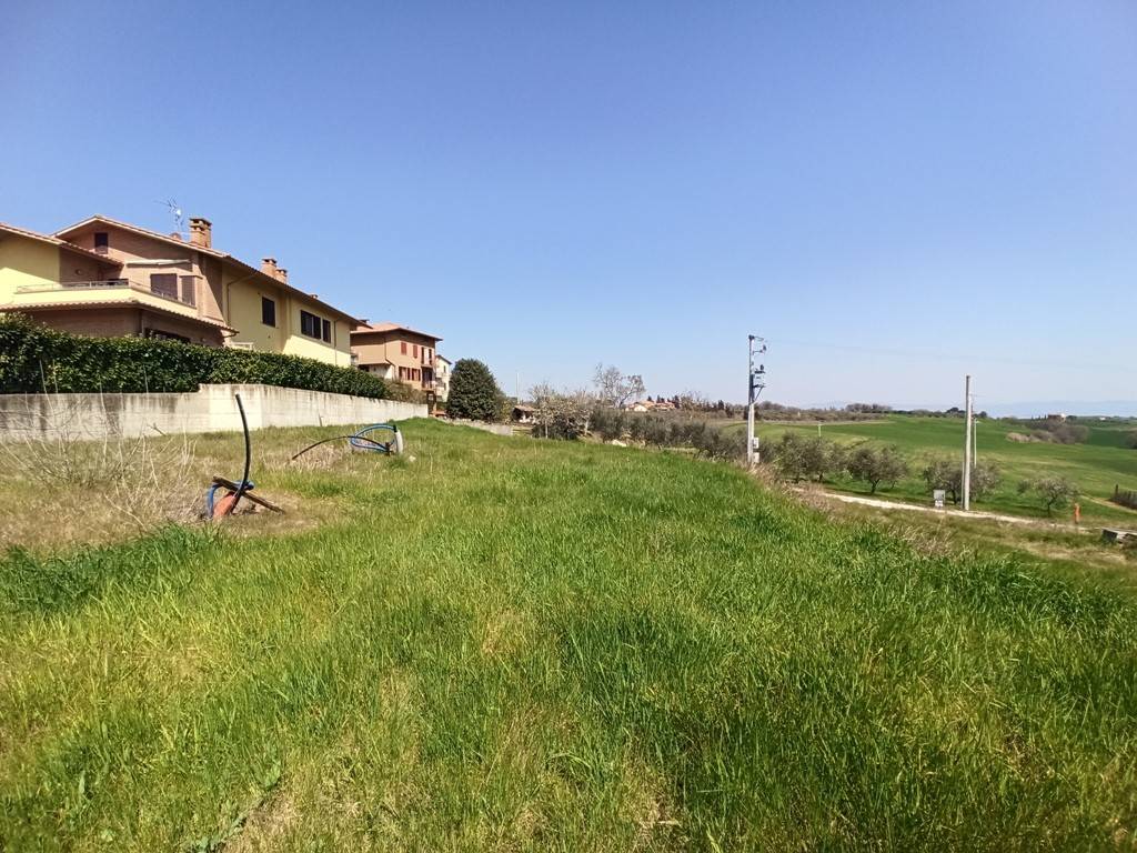 Terreno a Castiglione del lago in Via Indipendenza, 140 - Foto 3