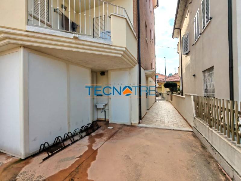 Appartamento a Alba adriatica in Via Piave, 22 - Foto 3