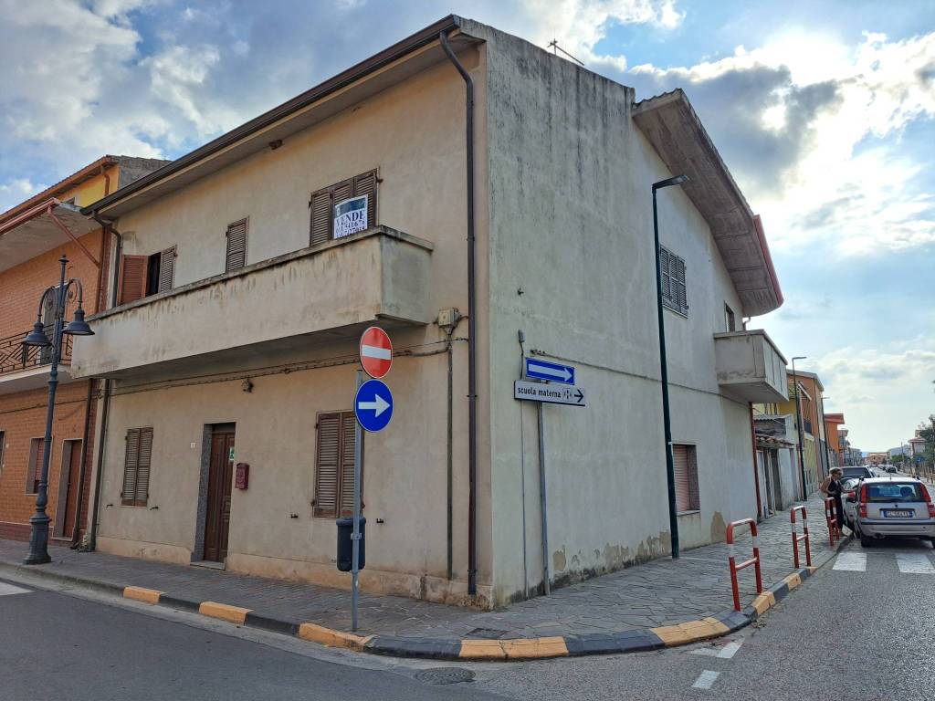 Casa indipendente a San giovanni suergiu in Via Giuseppe Mazzini, 13 - Foto 2