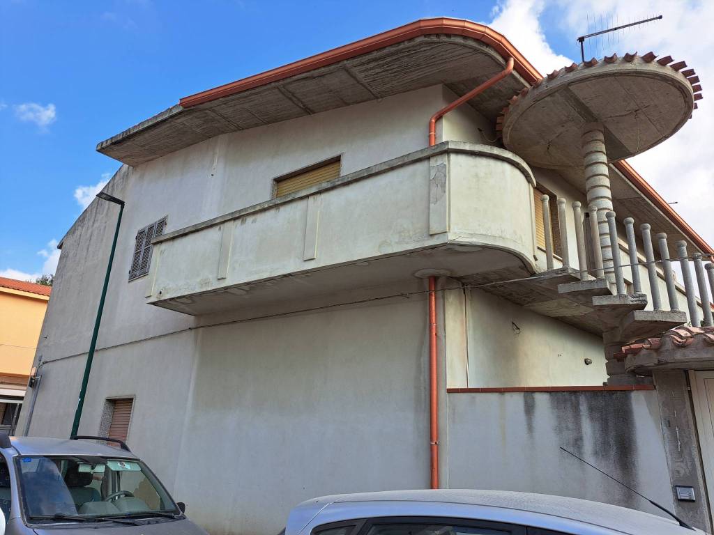 Casa indipendente a San giovanni suergiu in Via Giuseppe Mazzini, 13 - Foto 3