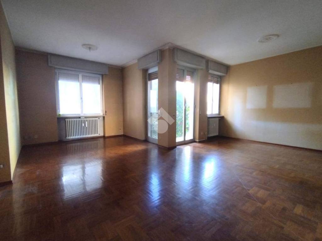 Appartamento a Trecate in Via Cesare Battisti, 9 - Foto 5