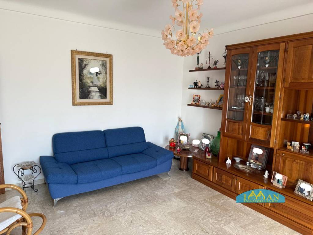 Appartamento a Ceglie messapica in Via Napoli - Foto 5