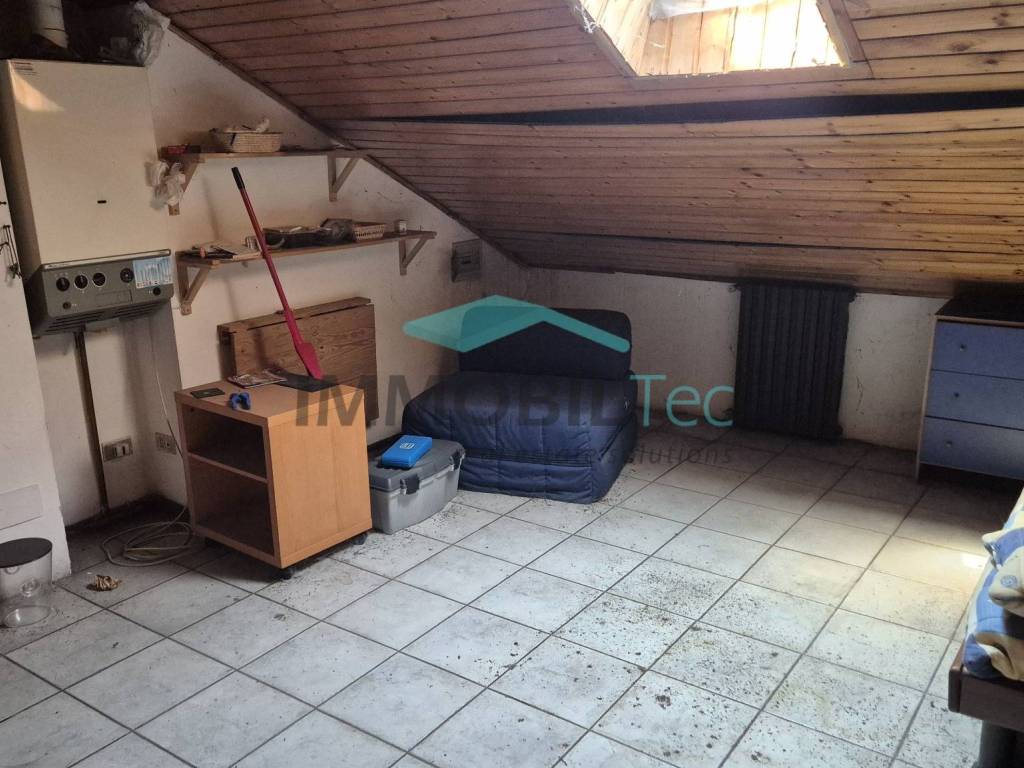 Immobile a Saronno in Via Alessandro Volta, 44 - Foto 2