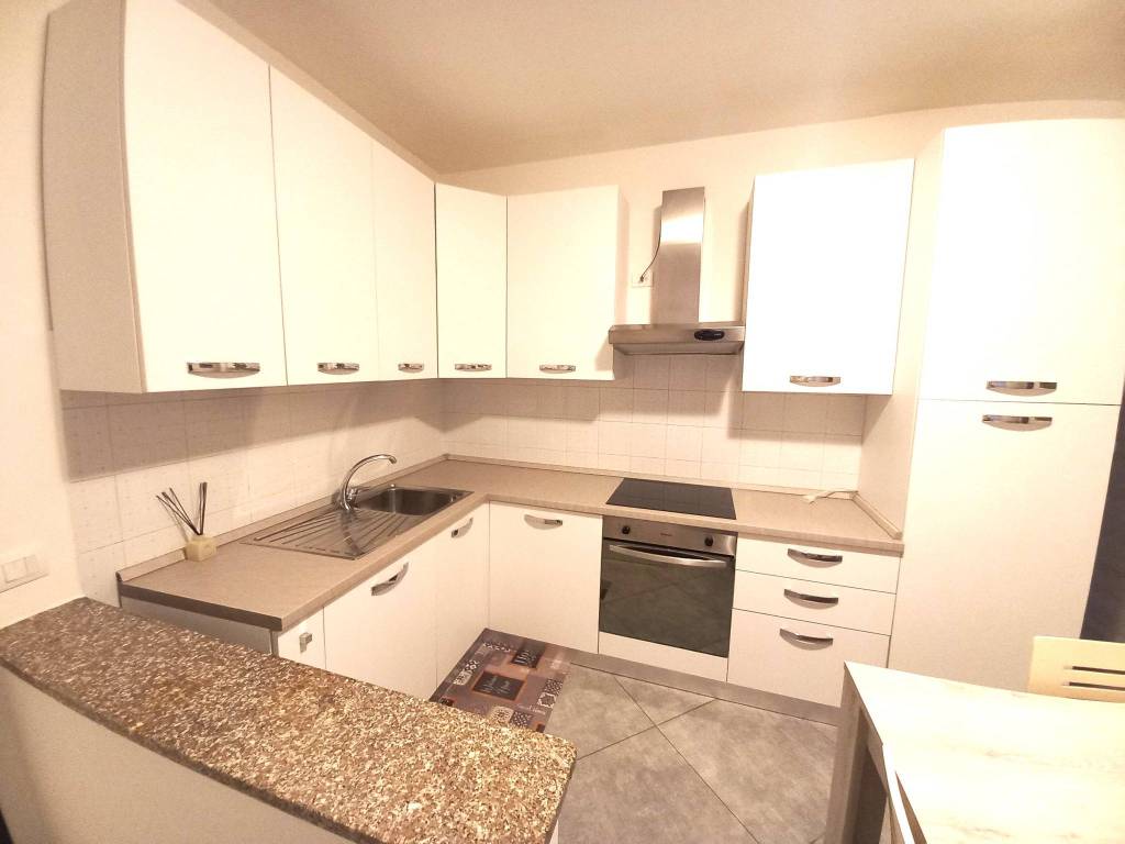 Appartamento a Nembro in Via Giuseppe Garibaldi - Foto 4