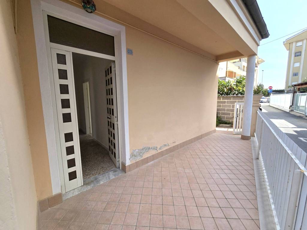 Casa indipendente a Pescara in Via Acquacorrente, 33 - Foto 5