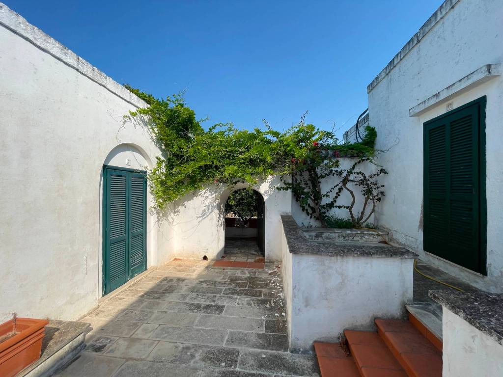 Palazzo / stabile a Ostuni in Strada Statale di Egnazia - Foto 5