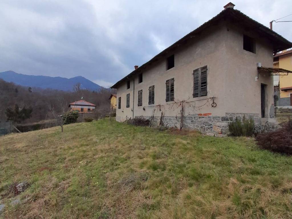 Rustico / casale a Valdilana in Frazione Pratrivero - Foto 3