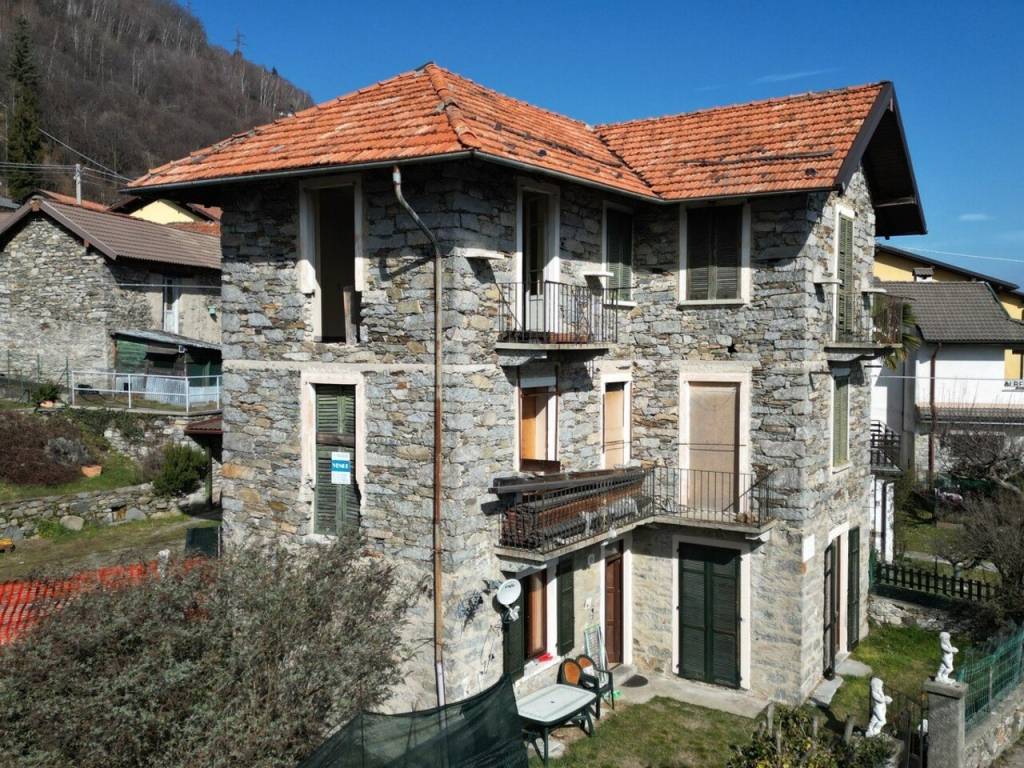 Casa indipendente a Premeno in Via Belvedere - Foto 2