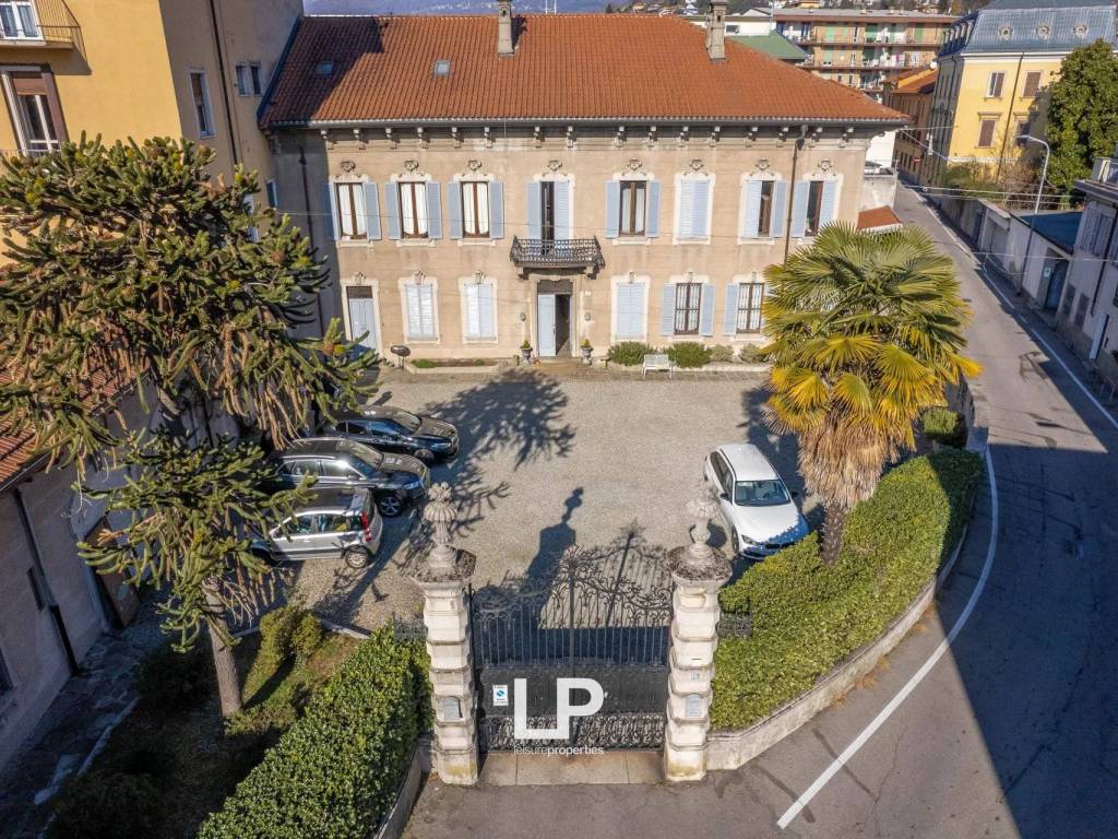 Villa a Verbania in Via Felice Cavallotti, 15 - Foto 2