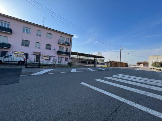 Palazzo / stabile a Crespiatica in Via Nino Dall'Oro - Foto 4