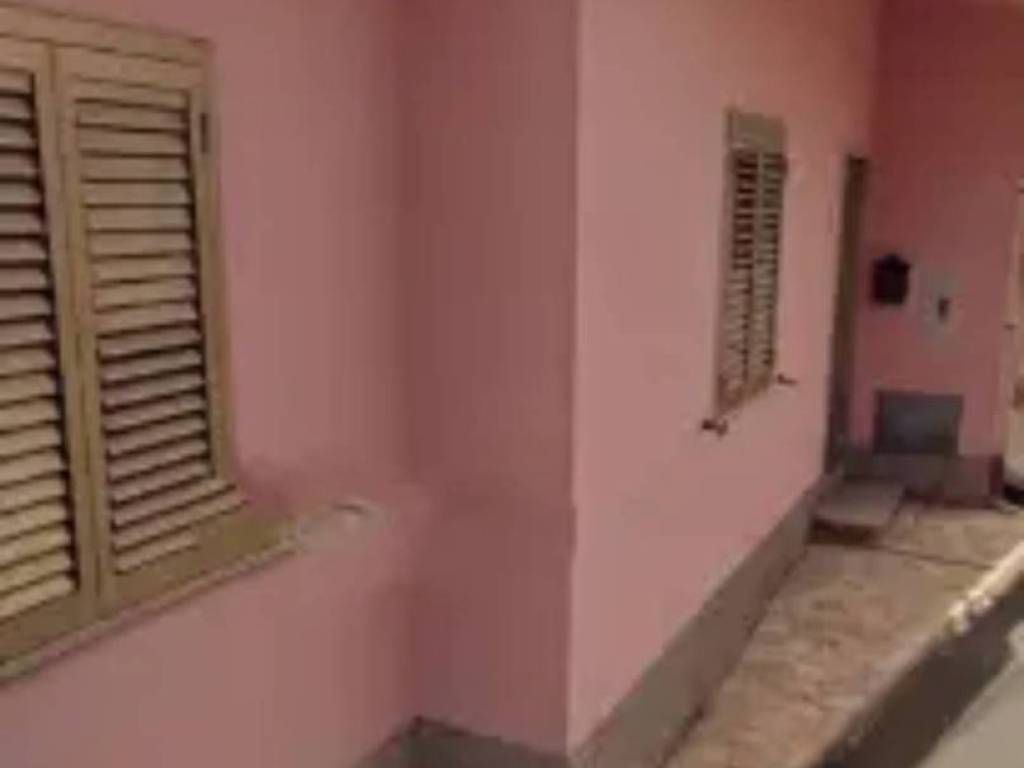 Casa indipendente a Flussio in Via Vittorio Emanuele - Foto 3