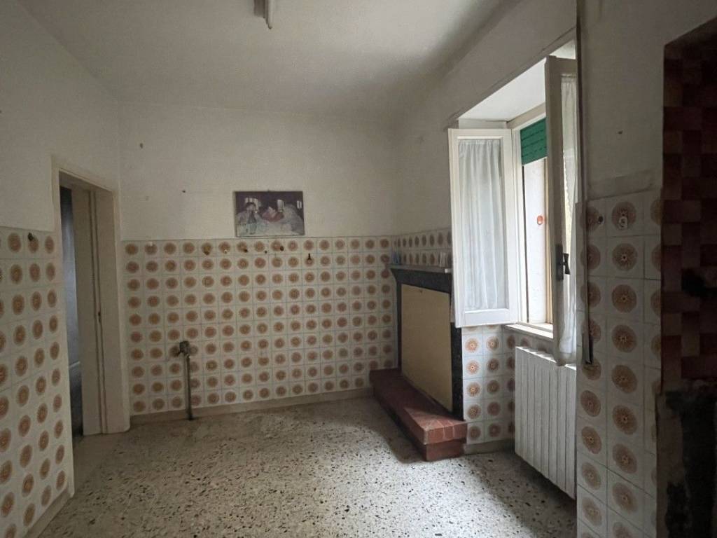 Palazzo / stabile a Atessa in Vicolo Via Menotti De Francesco, vico 5 - Foto 4