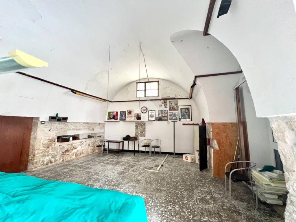 Box / garage a Ceglie messapica in Via Archita - Foto 2