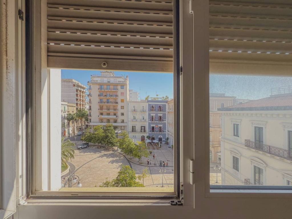 Appartamento a Taranto in Piazza Maria Immacolata, 5 - Foto 5