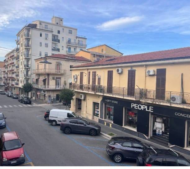 Appartamento a Crotone in Via Roma - Foto 4